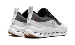 On Cloudtilt 2 "LOEWE - Black White"